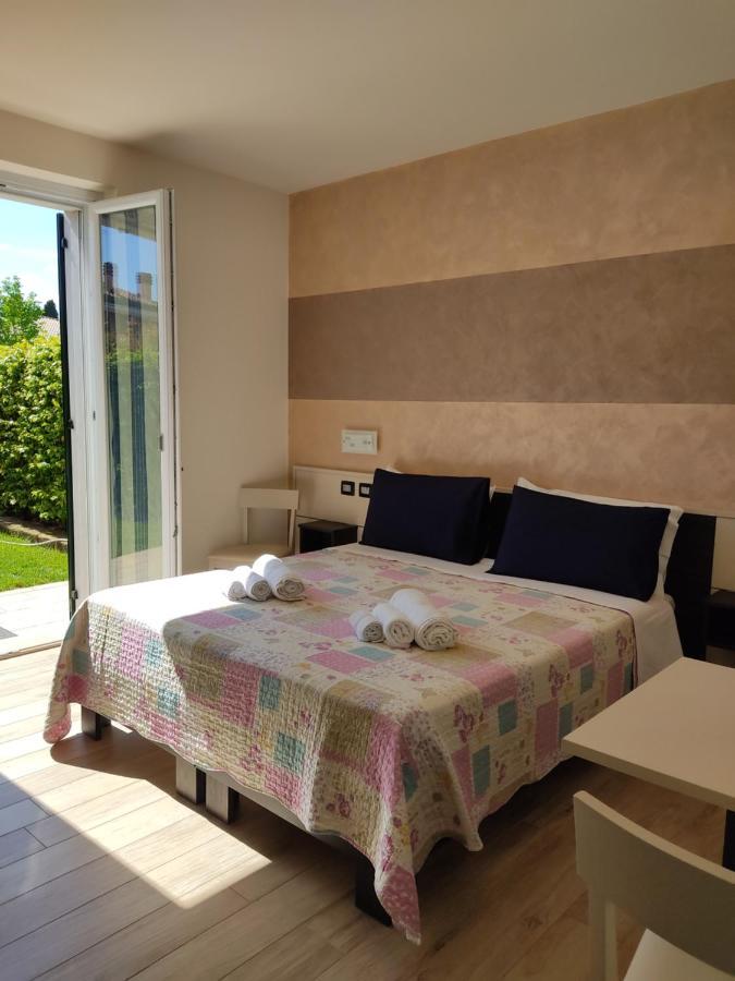 Colà Casa Pepe Bed & Breakfast エクステリア 写真